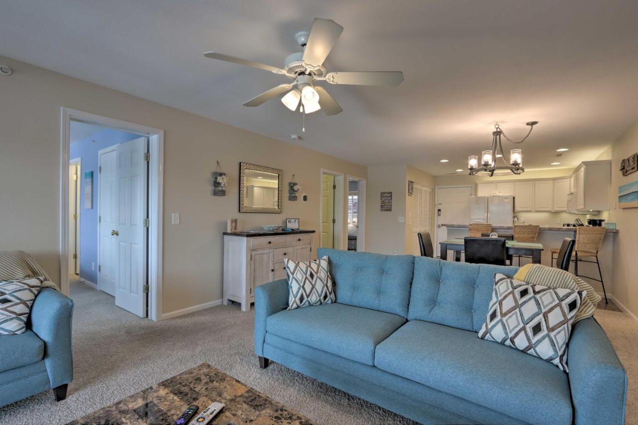 The Lake Escape With Balcony And Pool Access! Camdenton Eksteriør bilde